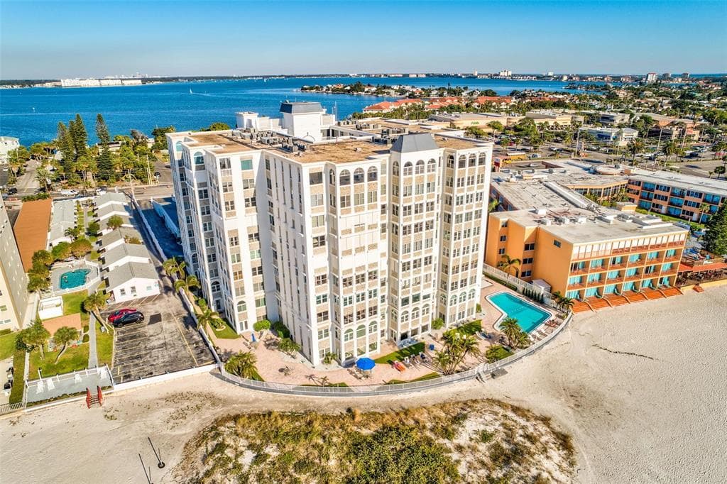 4950 GULF BOULEVARD # 304, ST PETE BEACH, FL 33706 — zdjęcie 3
