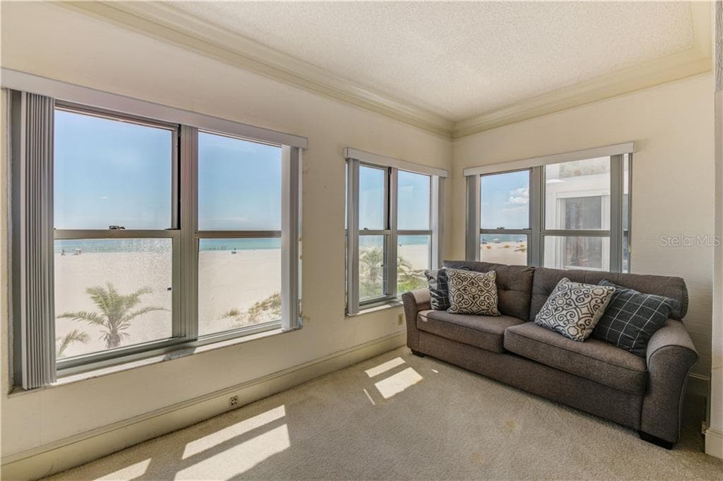 4950 GULF BOULEVARD # 304, ST PETE BEACH, FL 33706 — zdjęcie 4