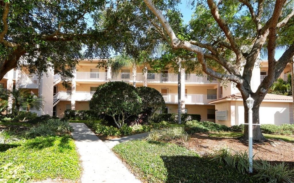 9300 CLUBSIDE CIRCLE # 1307, SARASOTA, FL 34238