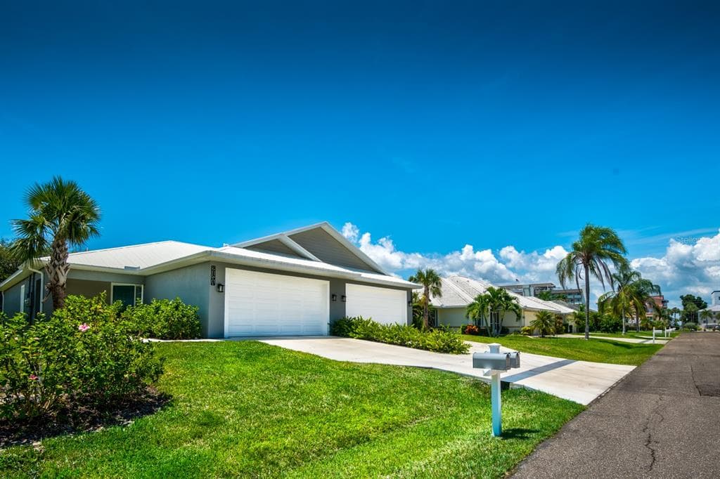 215 LEWIS CIRCLE # 111, PUNTA GORDA, FL 33950 — zdjęcie 2