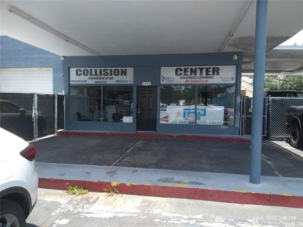1301 W WATERS AVENUE, TAMPA, FL 33604 — zdjęcie 3