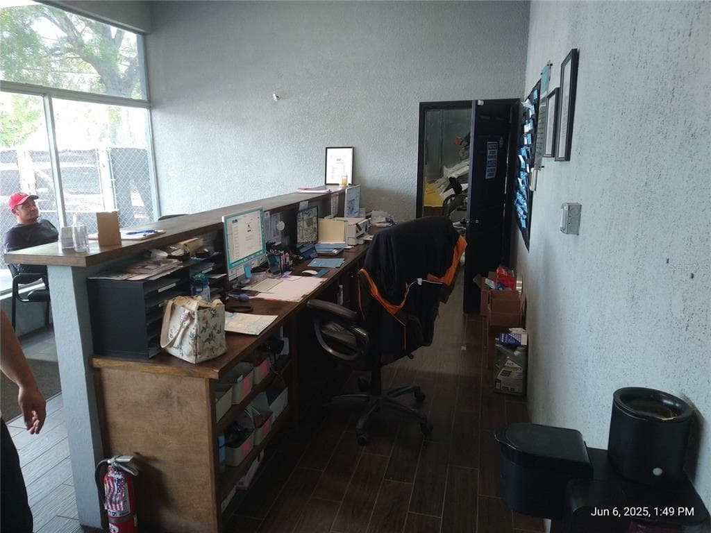 1301 W WATERS AVENUE, TAMPA, FL 33604 — zdjęcie 5