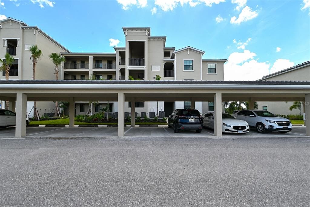 18028 GAWTHROP # 208, LAKEWOOD RANCH, FL 34211