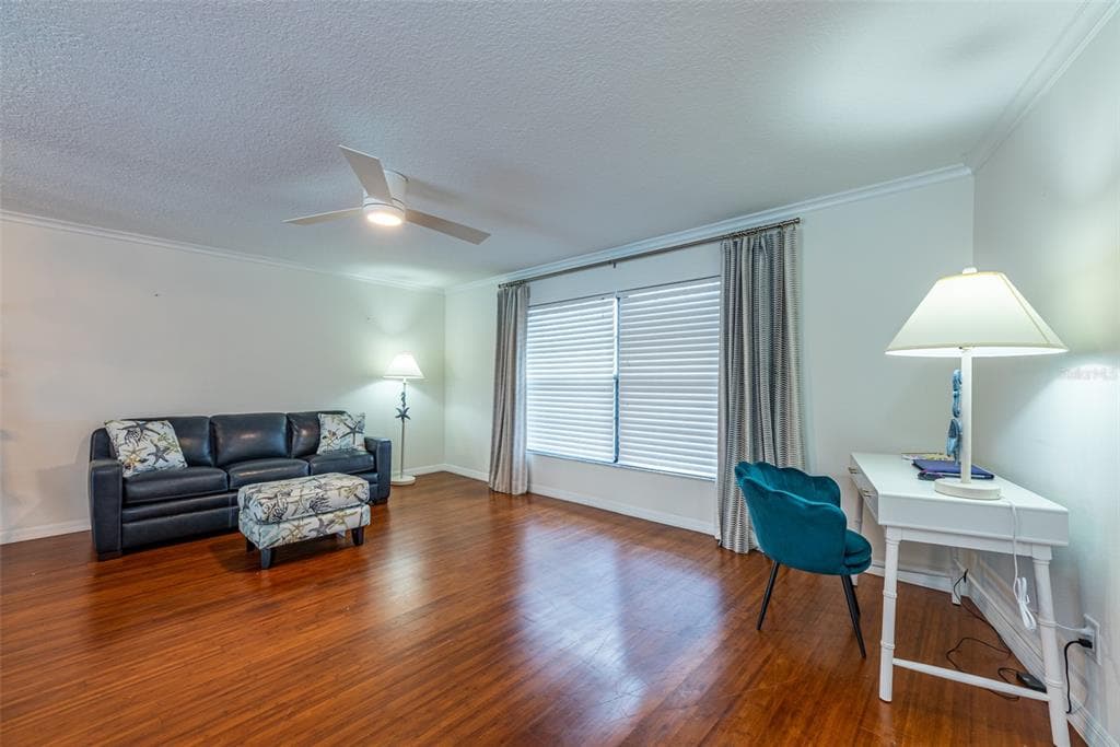 910 CHIPAWAY DRIVE, APOLLO BEACH, FL 33572 — zdjęcie 4