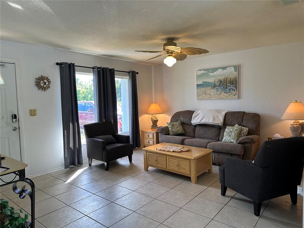 18625 ALPHONSE CIRCLE, PORT CHARLOTTE, FL 33948 — zdjęcie 3