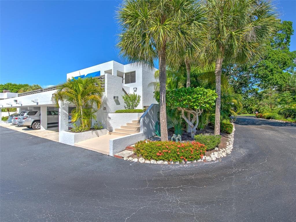 720 BAYPORT WAY # 720, LONGBOAT KEY, FL 34228