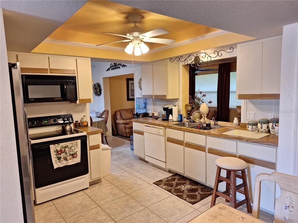 2223 TINKER STREET, PORT CHARLOTTE, FL 33948 — zdjęcie 4