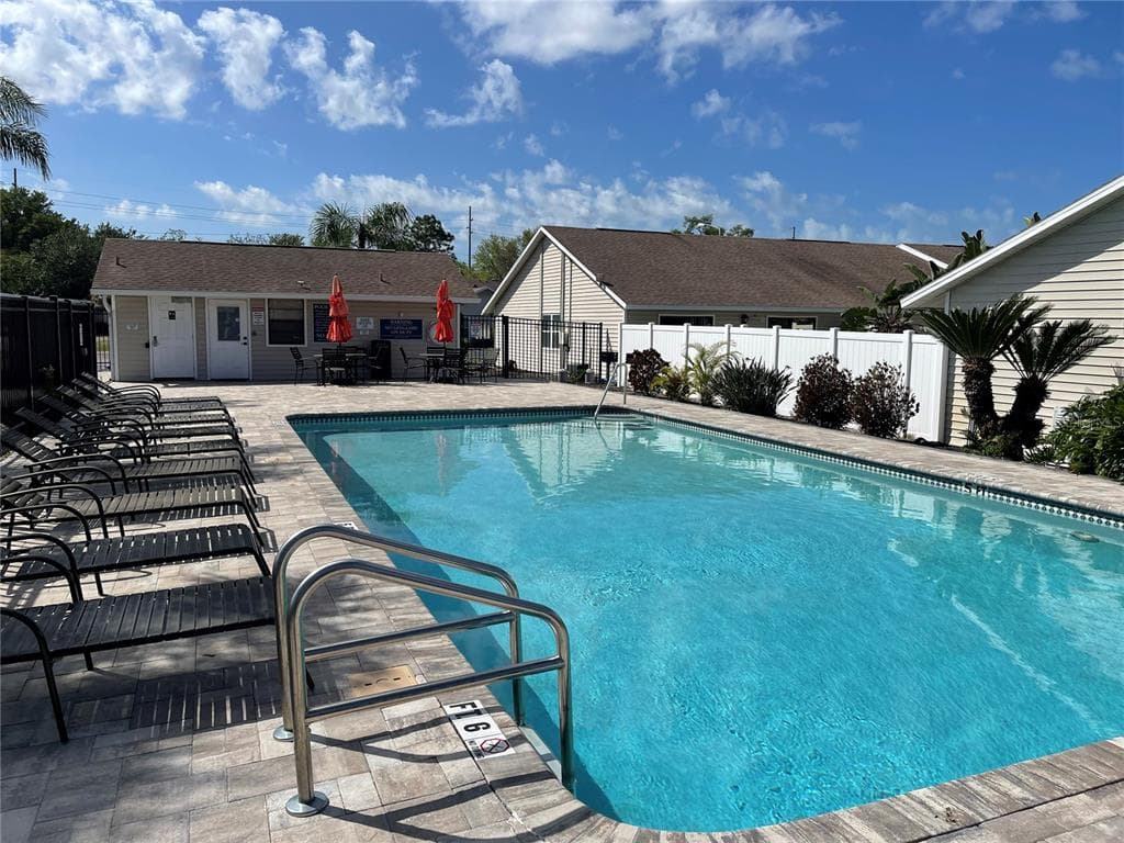 1821 ORANGE BOULEVARD WAY, PALM HARBOR, FL 34683 — zdjęcie 3