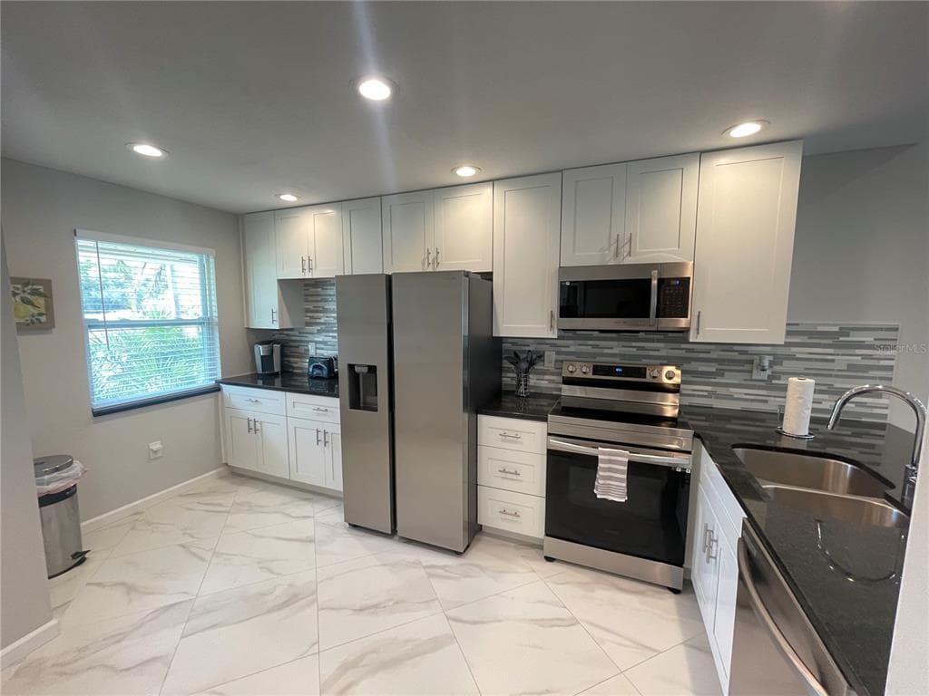 1821 ORANGE BOULEVARD WAY, PALM HARBOR, FL 34683 — zdjęcie 5