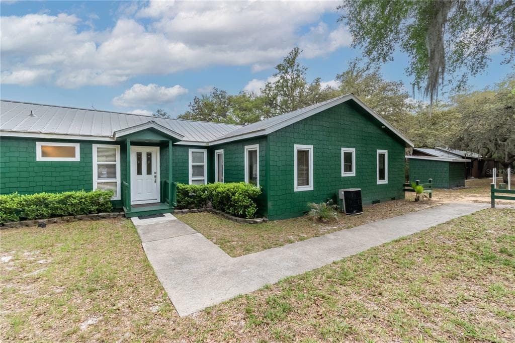22649 NE 105TH AVENUE ROAD, FORT MC COY, FL 32134 — zdjęcie 2