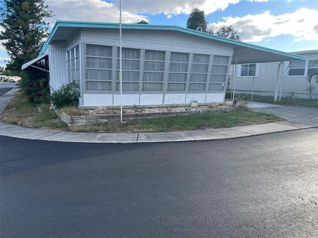 201 ROYAL PALM CIRCLE, LARGO, FL 33778 — zdjęcie 2