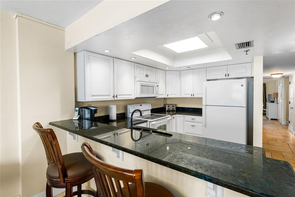 4139 S. ATLANTIC AVENUE # B504, NEW SMYRNA BEACH, FL 32169 — zdjęcie 2