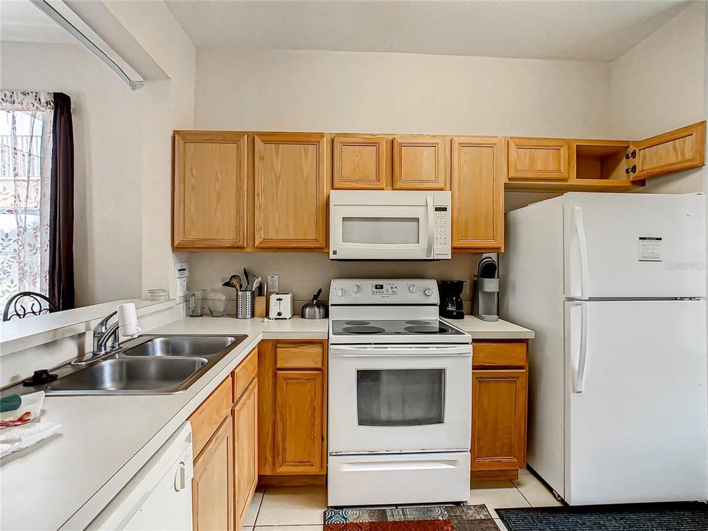 702 CALABRIA AVE, DAVENPORT, FL 33897 — zdjęcie 3