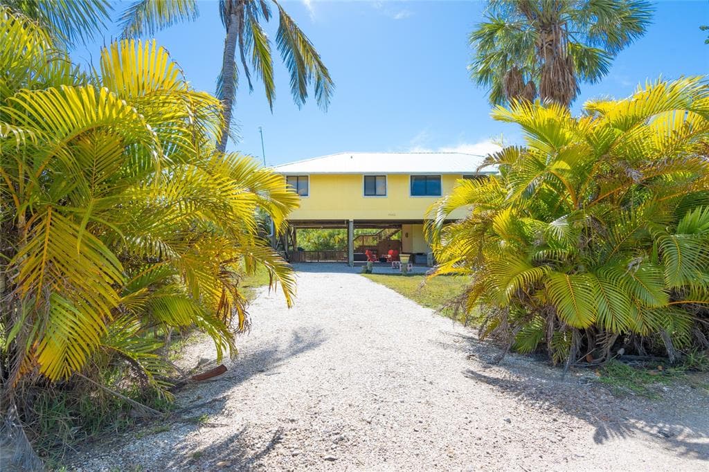 9542 RUM RUNNER ROAD, PLACIDA, FL 33946