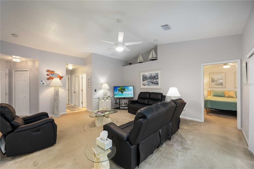 107 COTTAGE PLACE, ROTONDA WEST, FL 33947 — zdjęcie 4