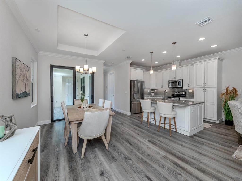 922 E VENICE AVENUE, VENICE, FL 34285 — zdjęcie 4