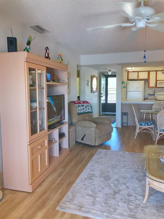 4024 OAKVIEW DRIVE # I9, PORT CHARLOTTE, FL 33980 — zdjęcie 5