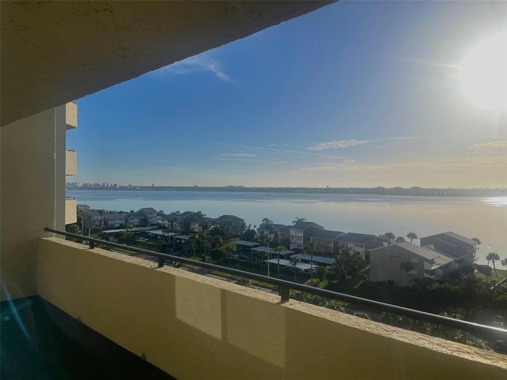 1290 GULF BOULEVARD # 901, CLEARWATER, FL 33767 — zdjęcie 2