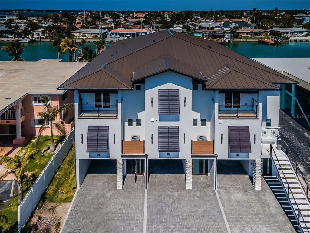 12305 3RD STREET E # 2, TREASURE ISLAND, FL 33706