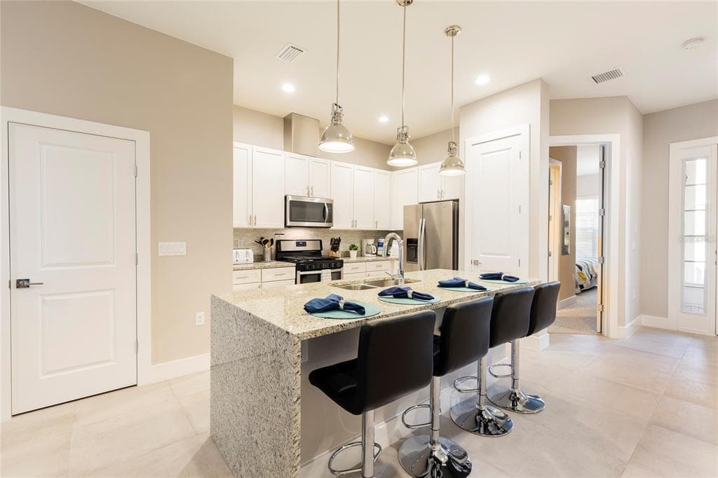 7546 SUNVILLE AVENUE, KISSIMMEE, FL 34747 — zdjęcie 4