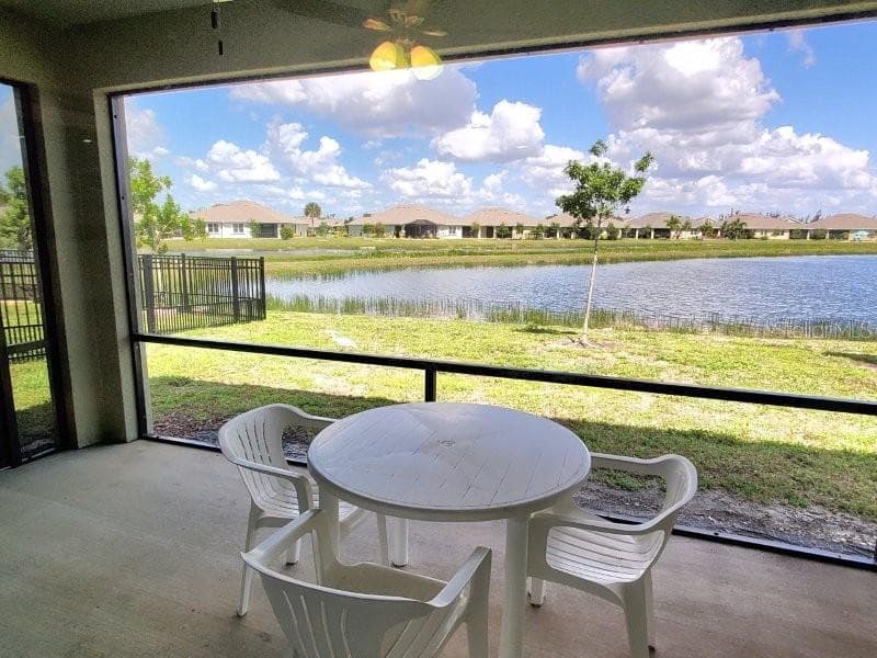 7104 W LENOX CIRCLE, PUNTA GORDA, FL 33950 — zdjęcie 2