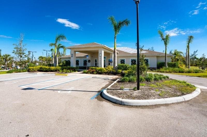 7104 W LENOX CIRCLE, PUNTA GORDA, FL 33950 — zdjęcie 5