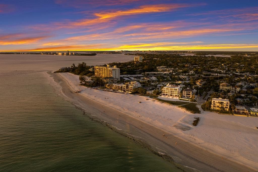 84 AVENIDA VENECCIA # 202 & 203, SARASOTA, FL 34242 — zdjęcie 3