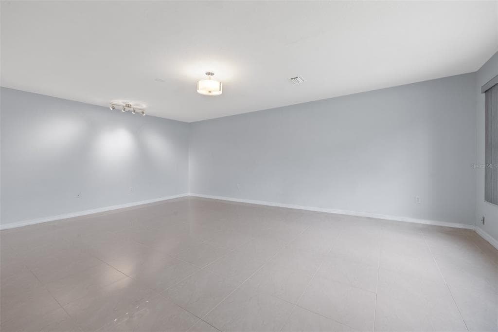5660 80TH STREET N # A208, ST PETERSBURG, FL 33709 — zdjęcie 5
