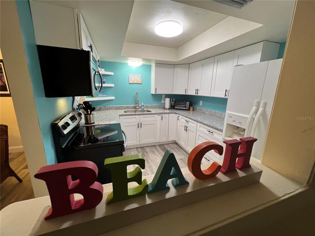 1406 N SATURN AVENUE, CLEARWATER, FL 33755 — zdjęcie 3