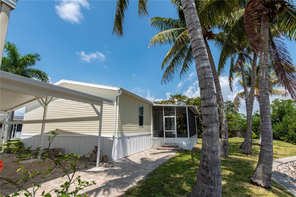 23 HOLLAND DRIVE, PUNTA GORDA, FL 33950 — zdjęcie 4