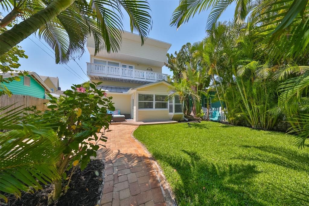 13004 BOCA CIEGA AVENUE, MADEIRA BEACH, FL 33708 — zdjęcie 2