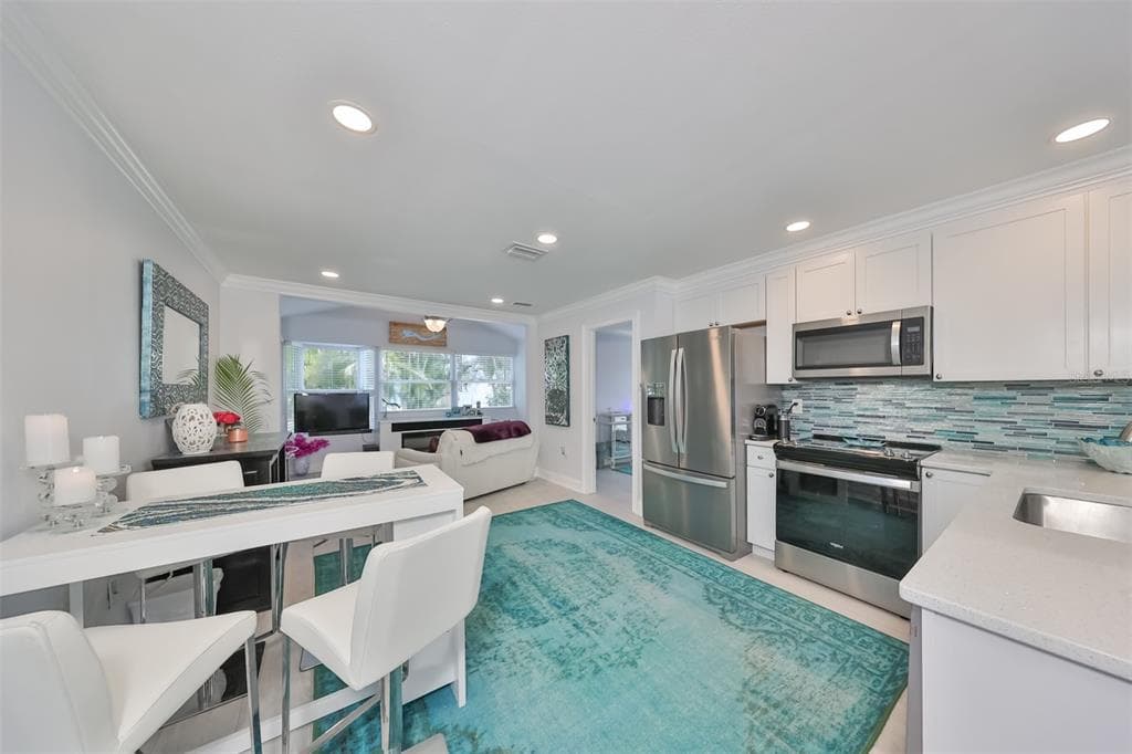 13004 BOCA CIEGA AVENUE, MADEIRA BEACH, FL 33708 — zdjęcie 5
