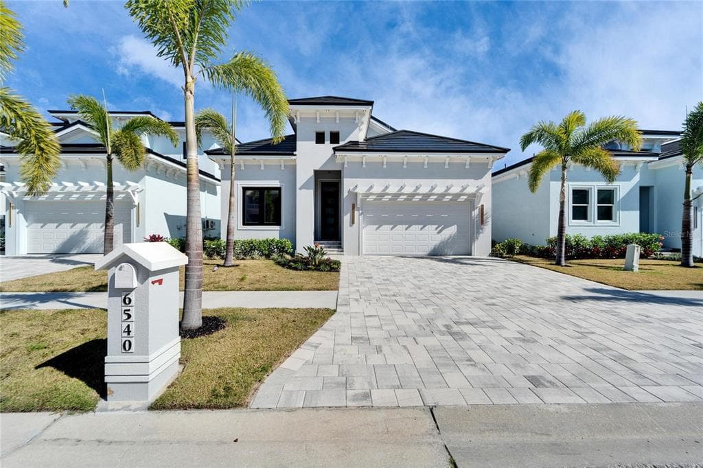 6540 SIMONE SHORES CIRCLE, APOLLO BEACH, FL 33572