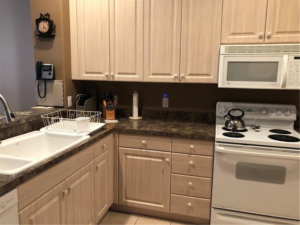 1838 SAN SILVESTRO DRIVE, VENICE, FL 34285 — zdjęcie 5