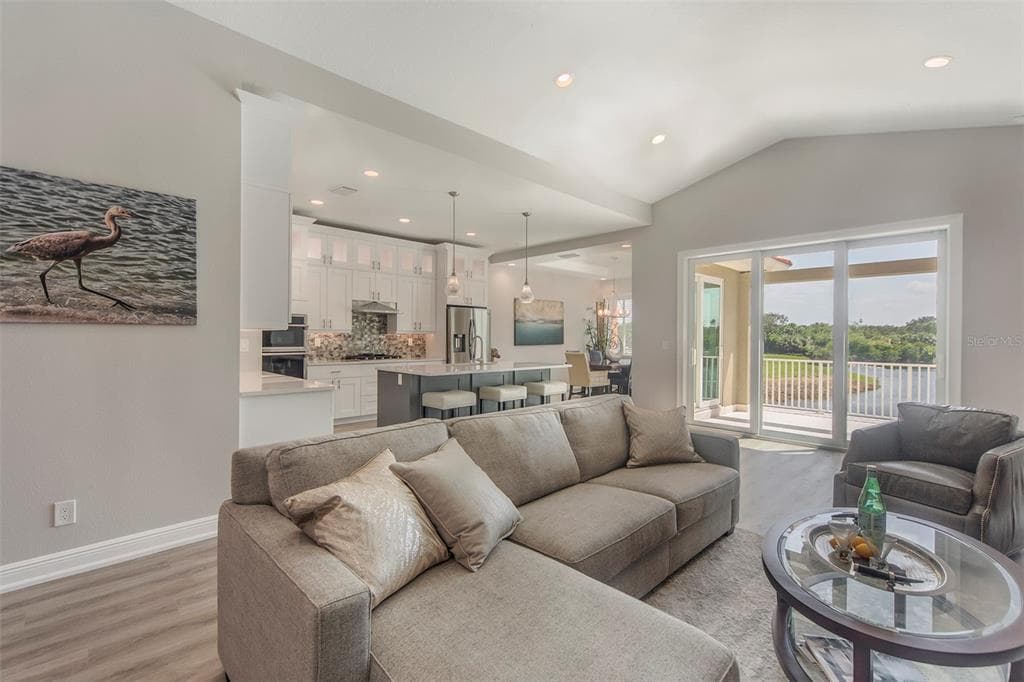 17B FRANKLIN COURT S, ST PETERSBURG, FL 33711 — zdjęcie 3