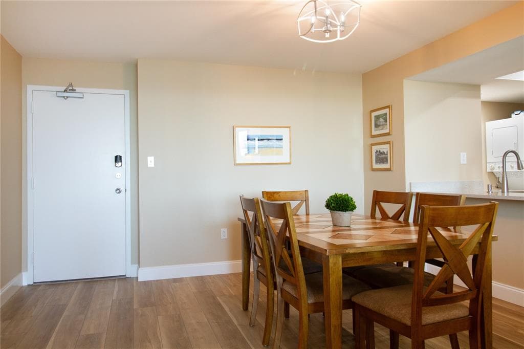 440 S GULFVIEW BOULEVARD # 1002, CLEARWATER BEACH, FL 33767 — zdjęcie 5