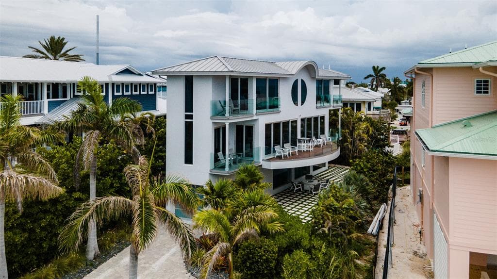 107 ELM AVENUE, ANNA MARIA, FL 34216 — zdjęcie 2