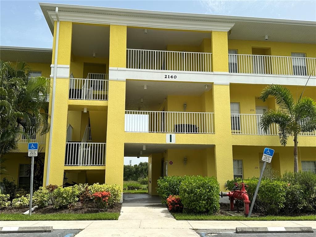 2140 HERON LAKE DRIVE # 204, PUNTA GORDA, FL 33983