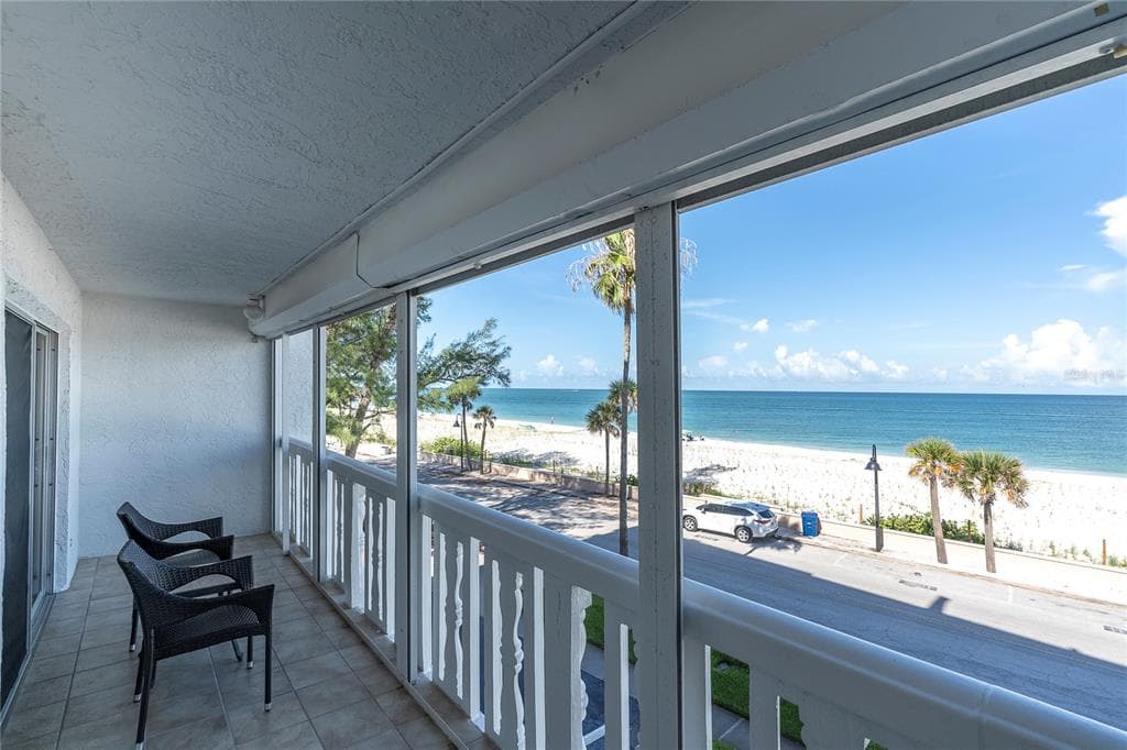 403 GULF WAY # 302, ST PETE BEACH, FL 33706 — zdjęcie 2
