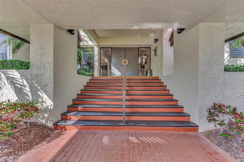 1945 GULF OF MEXICO DRIVE # M2-414, LONGBOAT KEY, FL 34228 — zdjęcie 5