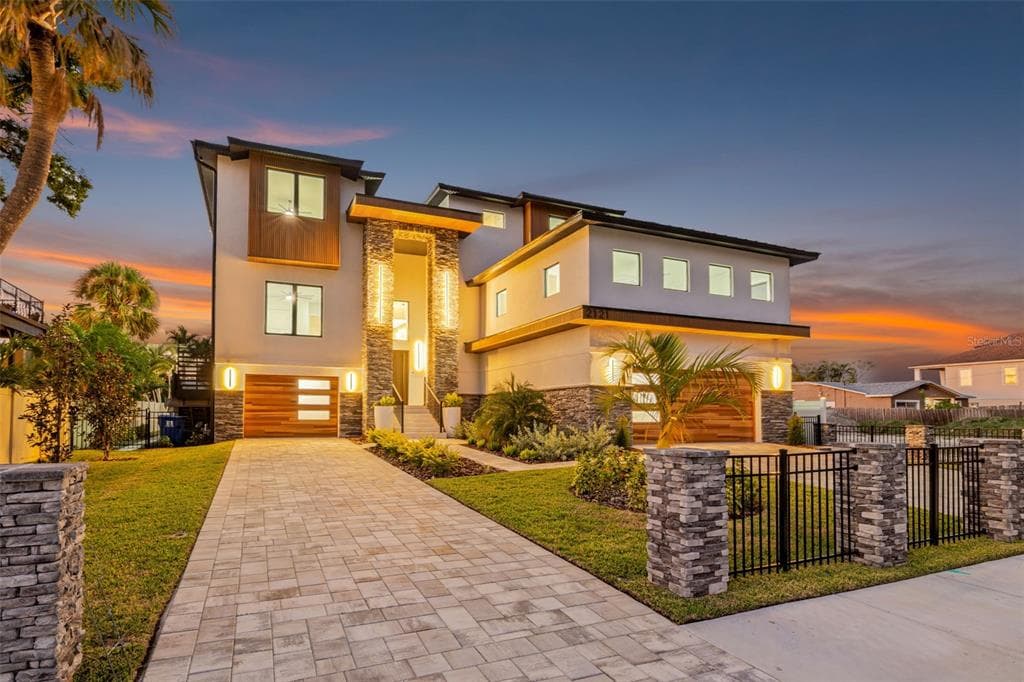 2121 BAYOU GRANDE BOULEVARD NE, ST PETERSBURG, FL 33703 — zdjęcie 3