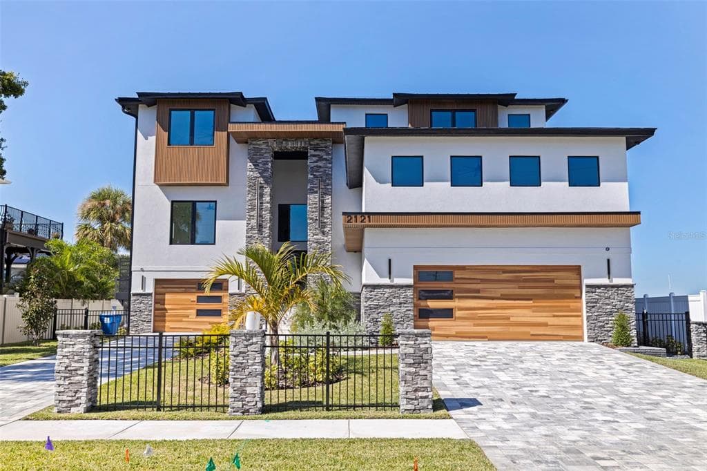 2121 BAYOU GRANDE BOULEVARD NE, ST PETERSBURG, FL 33703 — zdjęcie 5