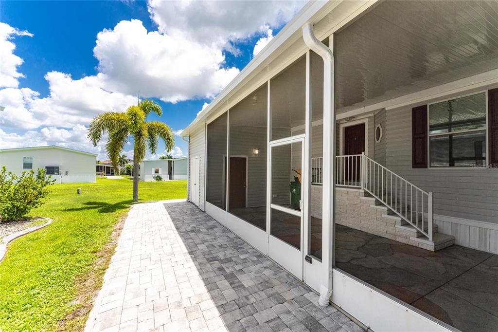 63 WINDMILL BOULEVARD # 204O, PUNTA GORDA, FL 33950 — zdjęcie 2