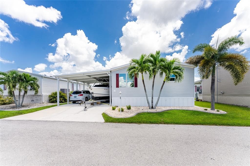 63 WINDMILL BOULEVARD # 204O, PUNTA GORDA, FL 33950