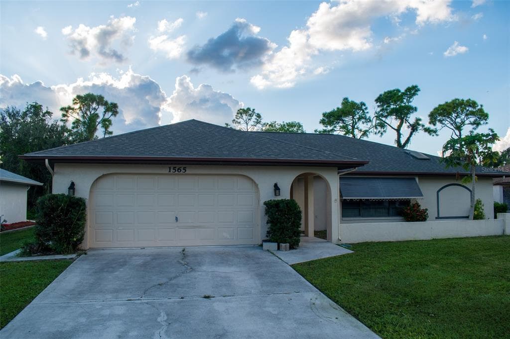 1565 DORCHESTER STREET, PORT CHARLOTTE, FL 33952