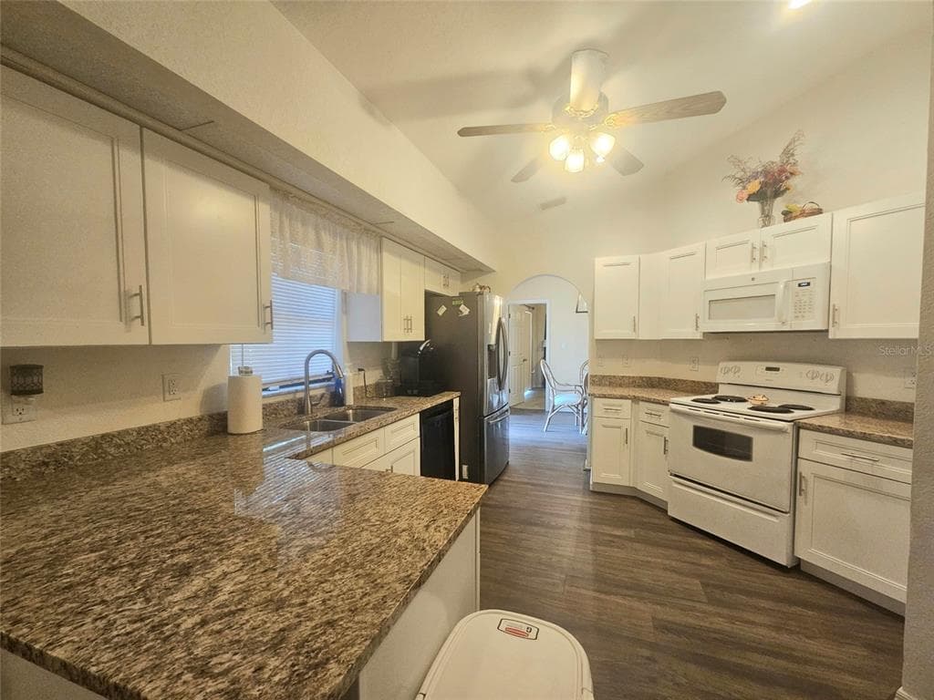 1011 TROPICAL AVENUE NW, PORT CHARLOTTE, FL 33948 — zdjęcie 3