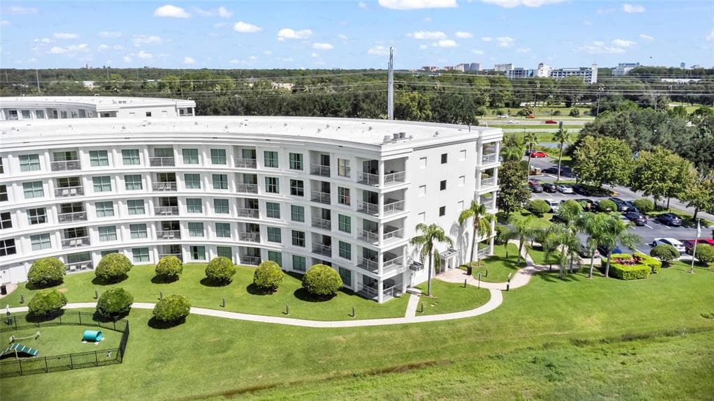 225 CELEBRATION PLACE # 427, CELEBRATION, FL 34747 — zdjęcie 4