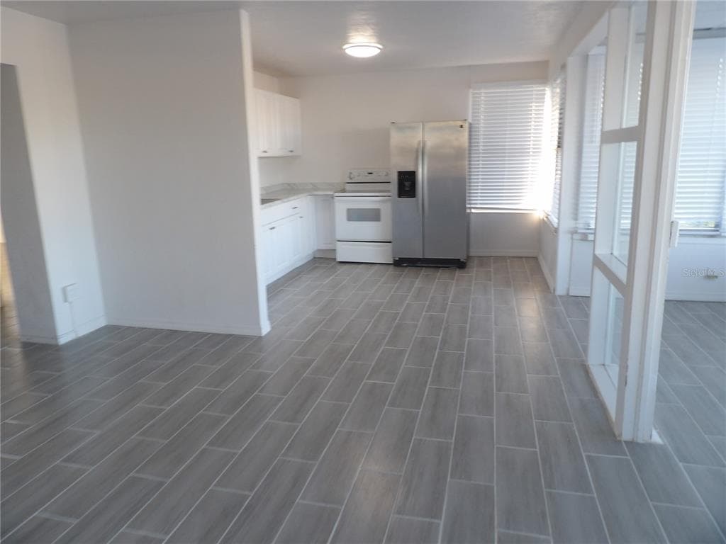 14975 1ST STREET E, MADEIRA BEACH, FL 33708 — zdjęcie 4