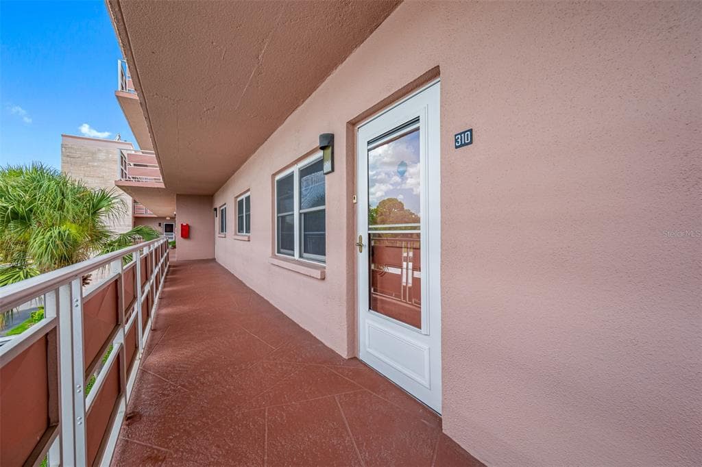 5521 80TH STREET N # 310, ST PETERSBURG, FL 33709 — zdjęcie 4