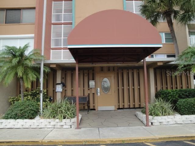 500 TREASURE ISLAND CAUSEWAY # 202, TREASURE ISLAND, FL 33706